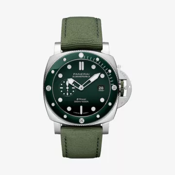 Panerai ساعة سابمرسيبل كوارانتاكواترو — عرض 1