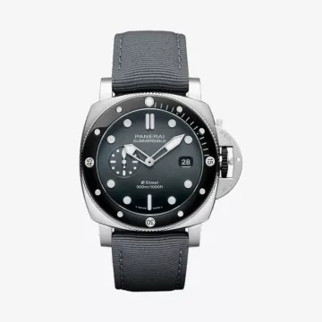 Panerai Submersible Quarantaquattro Watch — view 1